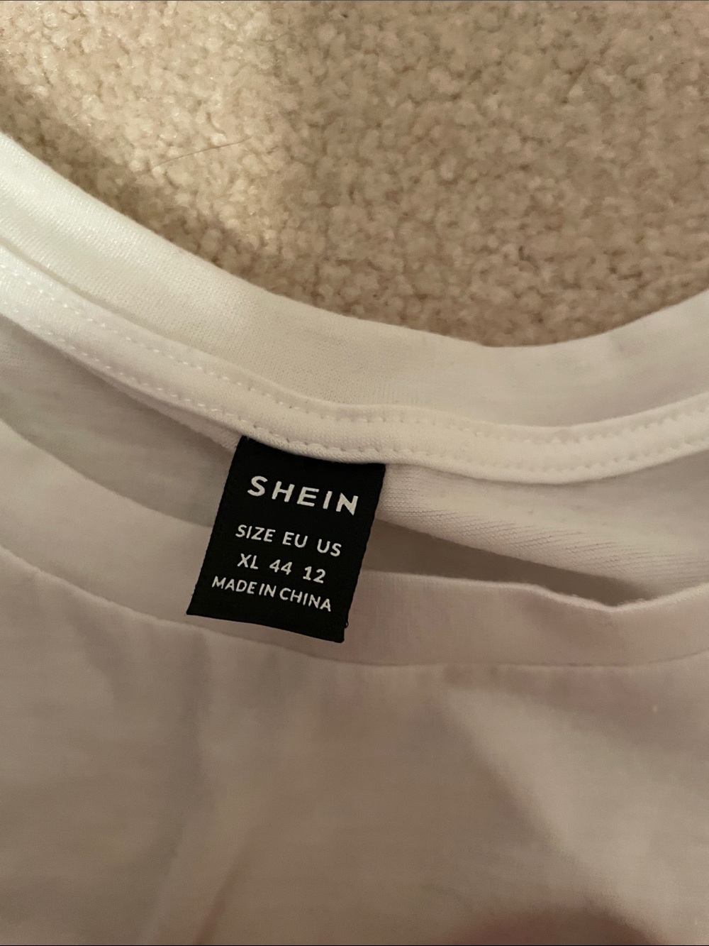 SHEIN mama and 2 mini set of 3 White Tee with Pink Rainbow and Heart Graphic - Picture 4 of 4
